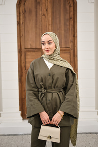 V Yaka Çıtçıtlı Tek Cep Detay Bel Bağlamalı Pike Takım Haki Yeşil