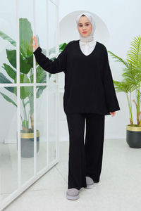 V Yaka Triko Takım Siyah