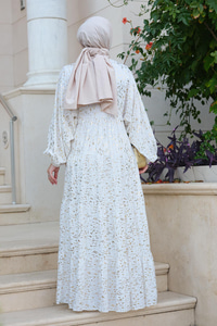 Varakalı Püsküllü Elbise Beyaz