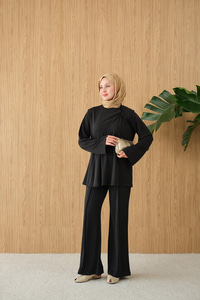 Yaka Bağlama Detay Tokalı Bisiklet Yaka Takım Siyah