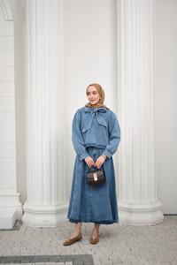 Yaka Bağlamalı Balon Kol Etekli Takım Açık Mavi