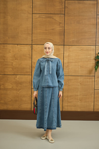 Yaka Bağlamalı Etekli Kot Takım Buz Mavi