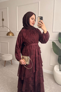 Yaka Büzgülü Bel Bağlamalı Kat Kat Şifon Elbise Bordo