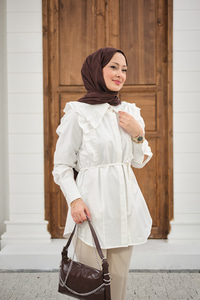 Yaka Büzgülü Bel Bağlamalı Poplin Gömlek Beyaz