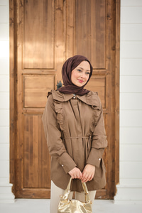 Yaka Büzgülü Bel Bağlamalı Poplin Gömlek Kahverengi