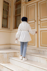 Yaka Büzgülü Bel Bağlamalı Tunik Beyaz