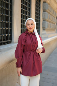 Yaka Büzgülü Bel Bağlamalı Tunik Bordo