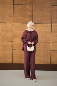 Yaka Büzgülü Bilek Bağlamalı Pantolonlu Takım Bordo