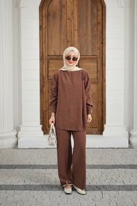 Yaka Düğme Detay Beli Lastikli Ayarlanabilir İkili Takım Kahverengi