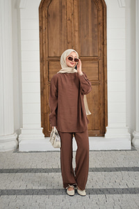 Yaka Düğme Detay Beli Lastikli Ayarlanabilir İkili Takım Kahverengi
