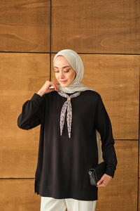 Yaka Fularlı Tunik Siyah