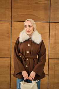 Yaka Kürk Detay Bel Bağlamalı Ceket Kahverengi