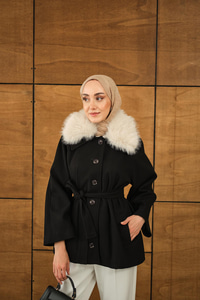 Yaka Kürk Detay Bel Bağlamalı Ceket Siyah