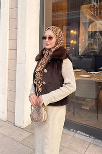 Yaka Kürklü Yelek Kahverengi