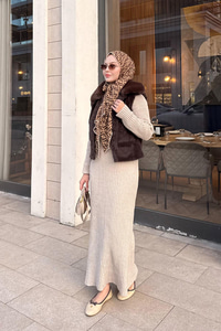 Yaka Kürklü Yelek Kahverengi