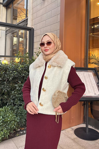 Yaka Kürklü Yelek Krem