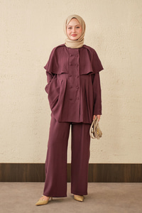 Yaka Pelerinli Çift Düğme Detay Takım Mürdüm