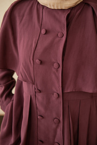 Yaka Pelerinli Çift Düğme Detay Takım Mürdüm