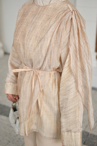 Yaka Şal Detay Bel Bağlamalı Takım Krem