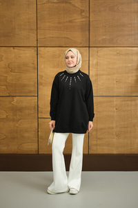 Yaka Taş Detay Tunik Siyah