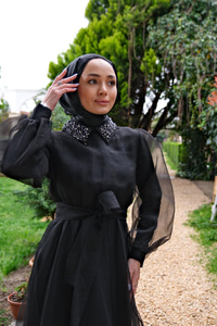 YAKA TAS ISLEMELI ABIYE SIYAH