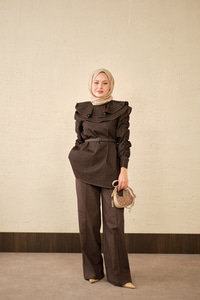 Yaka Ve Kol Büzgülü Kemer Bağlamalı Kot Takım Kahverengi