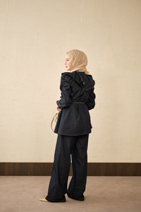 Yaka Ve Kol Büzgülü Kemer Bağlamalı Kot Takım Lacivert