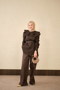 Yaka Ve Kol Büzgülü Kemer Bağlamalı Kot Takım Kahverengi