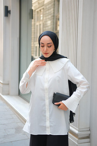 Yaka Ve Kol Pilise Detaylı Gömlek Beyaz