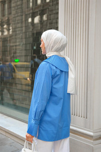 Yaka Ve Kol Pilise Detaylı Gömlek Mavi