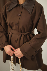Yakası Deri Trenç Kahverengi