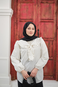 Yakası Fırfırlı Basic Gömlek Beyaz