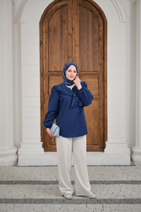 Yakası Fırfırlı Basic Gömlek Lacivert