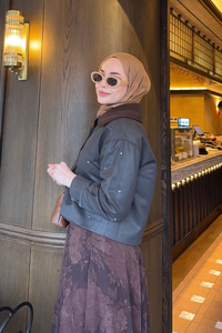 Yakası Kadife Detay Kısa Ceket Kahverengi