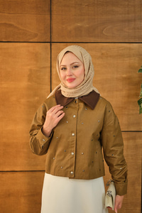 Yakası Kadife Detay Kısa Ceket Vizon