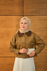 Yakası Kadife Detay Kısa Ceket Vizon