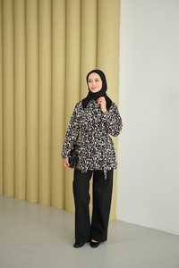 Yakası Kadife Leoparlı Ceket Siyah