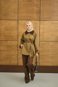 Yakası Kadife Trenç Vizon