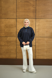 Yakası Kot Detay Sweat Lacivert