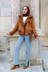 Yakası Kürklü Çapraz Fermuar Süet Kaban Taba