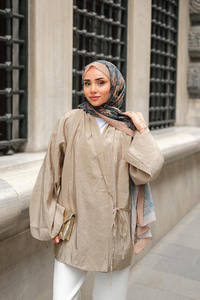 Yakası Pile Detaylı Kimono Vizon