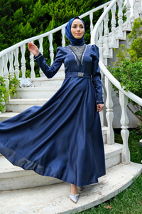 YAKASI TAS AKSESUARLI ABIYE LACIVERT