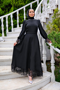 YAKASI TAS AKSESUARLI DANTELLI ABIYE SIYAH