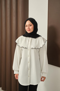 Yakası Taşlı Tunik Beyaz