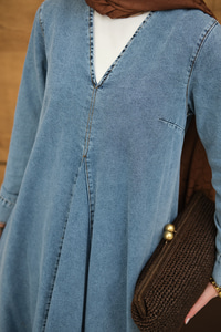 Yakası V Detaylı Kemerli Elbise Buz Mavi