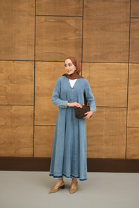 Yakası V Detaylı Kemerli Elbise Buz Mavi