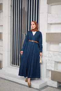 Yakası V Detaylı Kemerli Elbise Lacivert