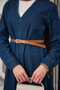 Yakası V Detaylı Kemerli Elbise Lacivert