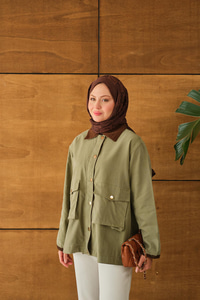 Yakası Ve Bilekleri Kadife Detaylı Ceket Haki Yeşil