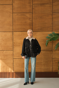 Yakası Ve Bilekleri Kadife Detaylı Ceket Siyah